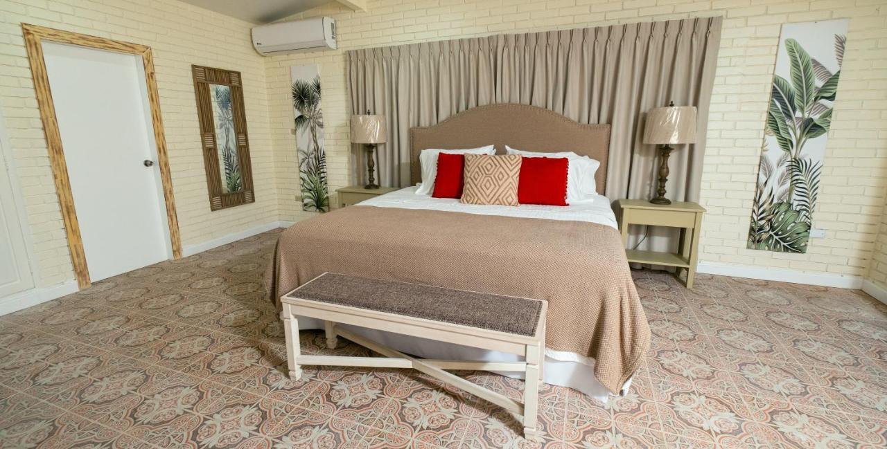 Angeli Gardens Boutique Hotel 圣佩德罗苏拉 外观 照片
