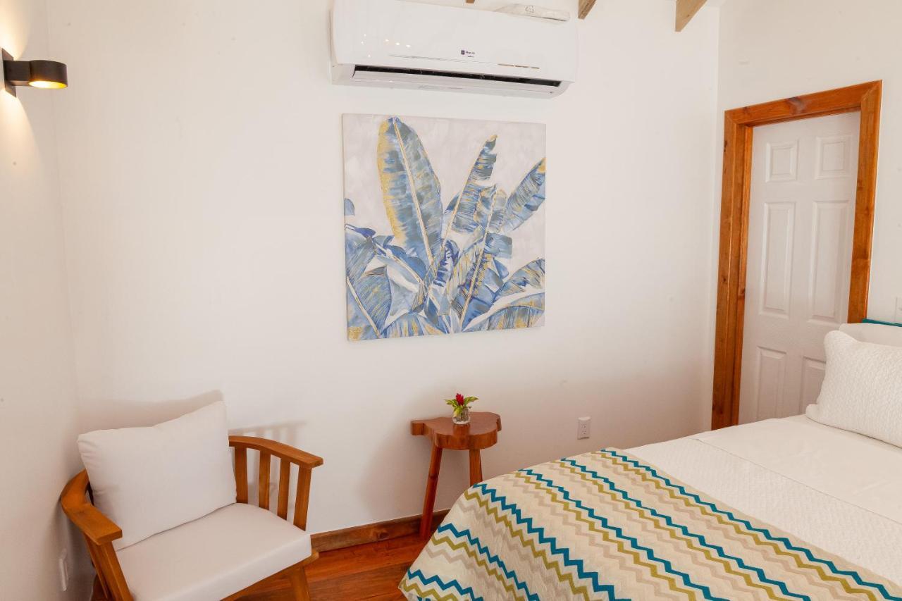 Angeli Gardens Boutique Hotel 圣佩德罗苏拉 外观 照片
