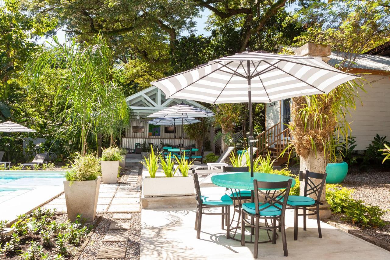 Angeli Gardens Boutique Hotel 圣佩德罗苏拉 外观 照片
