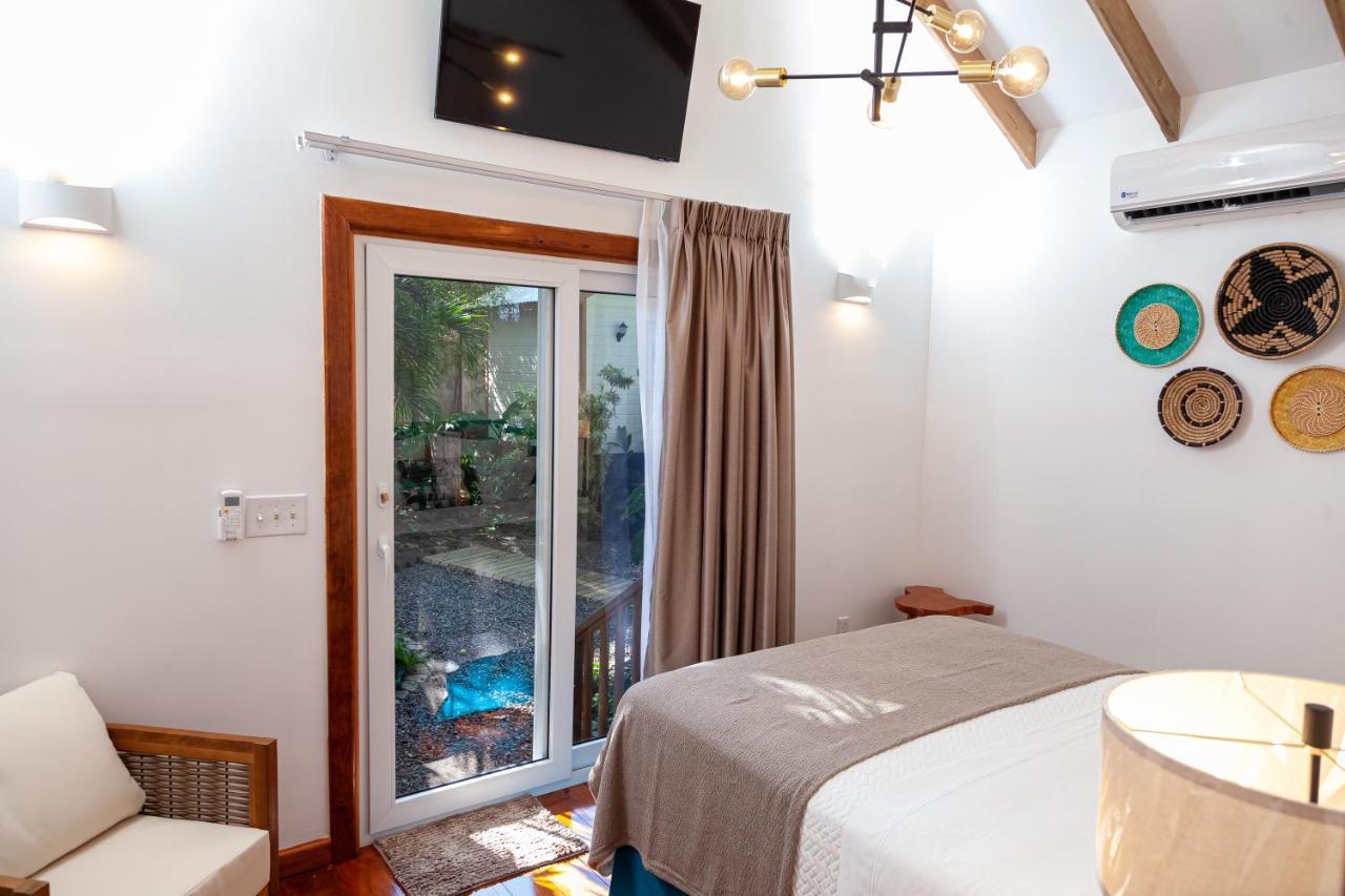 Angeli Gardens Boutique Hotel 圣佩德罗苏拉 外观 照片
